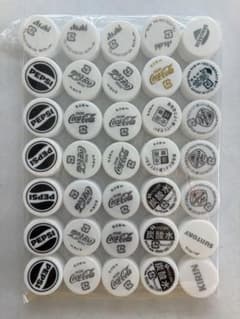 ペットボトルキャップ 35個セット 各種ロゴ入りのサムネイル