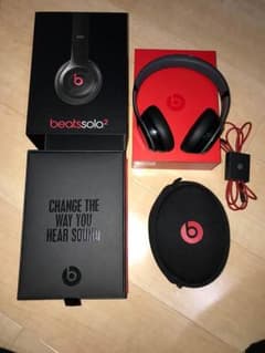 【美品 早い者勝ち】beats solo2 グロスブラックのサムネイル