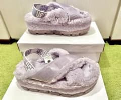 UGG ファーサンダル　23cm パープルのサムネイル