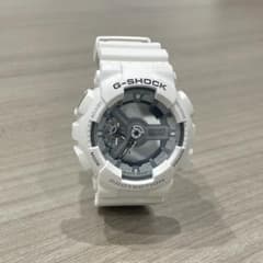 カシオ G-SHOCK GA-110C ホワイト 腕時計のサムネイル
