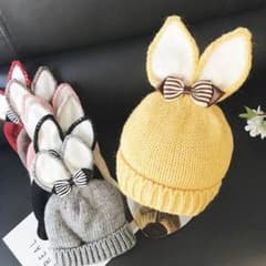 《イエロー》裏起毛　ラビット　ニット帽のサムネイル