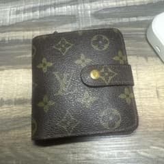 LOUIS VUITTON モノグラム 二つ折り財布のサムネイル
