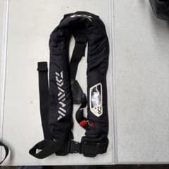 DAIWA ライフジャケット DF-2007 - メルカリ