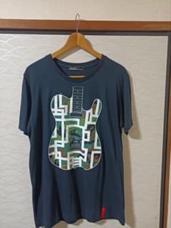 ☆8月限定価格☆超激レア☆布袋寅泰☆迷彩ギター柄シャツ☆のサムネイル