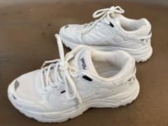 FILA スニーカーのサムネイル