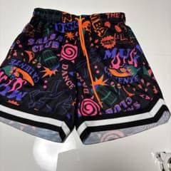 Zumba Spicy ショートパンツ カラフル - メルカリ