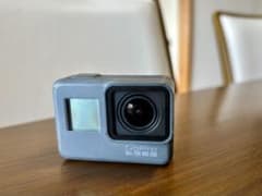 GoPro アクションカメラ 本体＋純正バッテリーのサムネイル