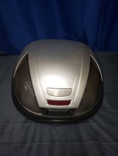 GIVI バイク用リアボックスのサムネイル
