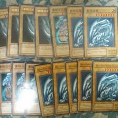 【専用】青眼の白龍　ブルーアイズ　7枚セットのサムネイル