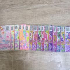 アイカツカード 16枚セットのサムネイル