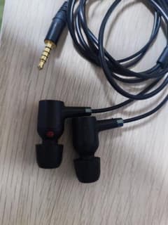 SONY ソニー　ハイレゾ・ノイズキャンセリング対応　MDR-NW750Nのサムネイル