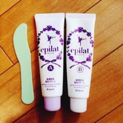 早い者勝ち。脱色クリーム♡定価￥745のサムネイル