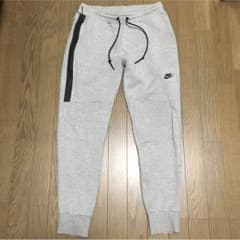 ナイキ nike テックフリースLのサムネイル