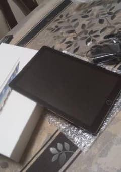 Android8.0   iPadのサムネイル