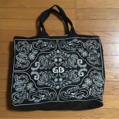 【本日だけ価格】☆BIGBANG ジヨン♡ソロコンバッグのサムネイル