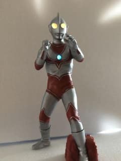 アルティメットルミナス  ウルトラマンジャックのサムネイル