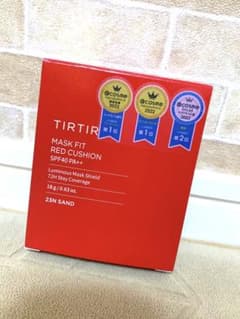 tirtir クッションファンデーション　23N サンドのサムネイル