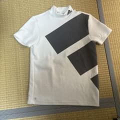 アディダスモックネックTシャツ　　　　　　　　　　　　　　　　きたろうさま専用のサムネイル