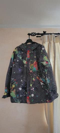 BURTONスノーボードウェア男女兼用でも着用可のサムネイル
