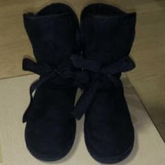 【SALE!!】ムートンブーツ、カーディガンのサムネイル