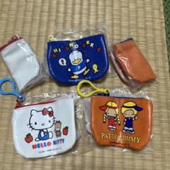 サンリオ　コインケース2 ハローキティ　パティ&ジミー　あひるのペックルのサムネイル