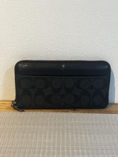 COACH コーチ　シグネチャー柄　長財布のサムネイル