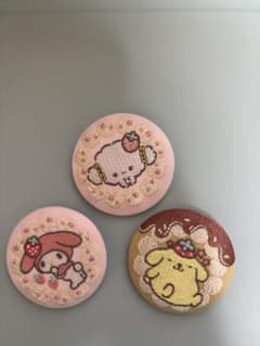 サンリオキャラクターズ 刺繍缶バッジ 3種セットのサムネイル