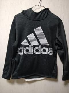 adidas　パーカー　150cmのサムネイル