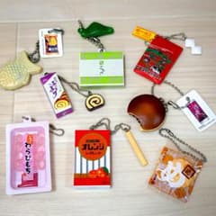 【ガチャガチャ詰め合わせ】甘いものセットのサムネイル