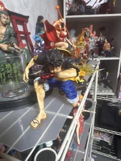 ルフィ アクションポーズ フィギュア 約20cmのサムネイル