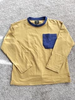 新品★マーキーズ(MARKEYS)★長袖シャツ　130センチのサムネイル