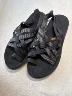 Teva スポーツサンダル ブラックのサムネイル
