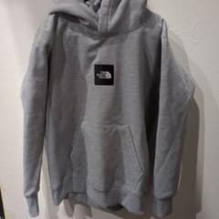 新品THE NORTH FACE グレー パーカーSサイズのサムネイル