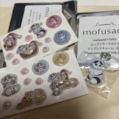 モフサンド GiGOキャンペーン ぷっくりシール 2枚　& アンブレラチャームのサムネイル