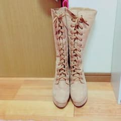 ブーツのサムネイル