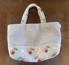 2751 FEILER フェイラー　キープスマイリングチェリー　トートバッグ FEILER（フェイラー）キープスマイリングチェリー バッグ - メルカリ