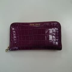 miumiu 長財布 パープル 難ありのサムネイル