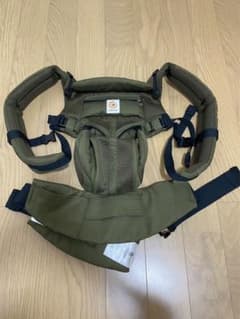 エルゴベビー　オムニ360 クールエア　カーキ色のサムネイル