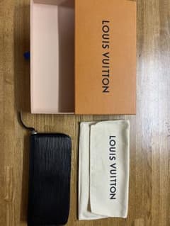 カ*シ様 VUITTON 長財布のサムネイル