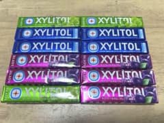 LOTTE XYLITOL ガム　12本セットのサムネイル