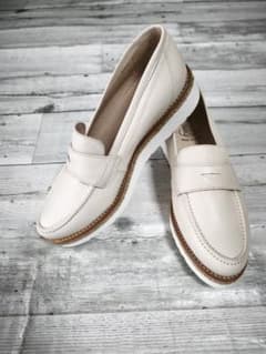 【美品】BONTRE　ジュート厚底コインローファーのサムネイル