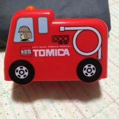 かりんとうさま専用★トミカ 弁当箱のサムネイル