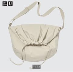 UNIQLO ドローストリングショルダーバッグのサムネイル