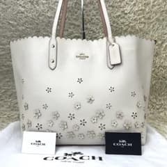 美品✨コーチ COACH トートバッグ ビジネス カットワーク 花柄 フラワーのサムネイル