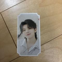 Woozi サイン入り写真 Seventeen Cafeのサムネイル