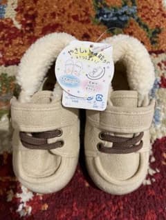 子供靴のサムネイル