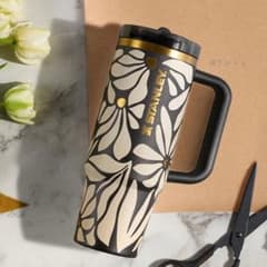限定モデル スタンレー ワイルドブルームズ フリップストロー 887ml 限定モデル】スタンレー ワイルドブルームズ フリップストロー 887ml