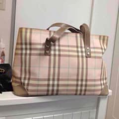 正規品 バーバリー バッグのサムネイル