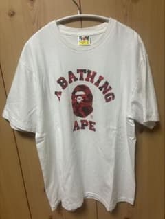 A BATHING APE カモ柄ロゴ Tシャツ ホワイト Lサイズのサムネイル