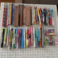 限定価格】まとめ売り 筆記用具など No.1 - メルカリ